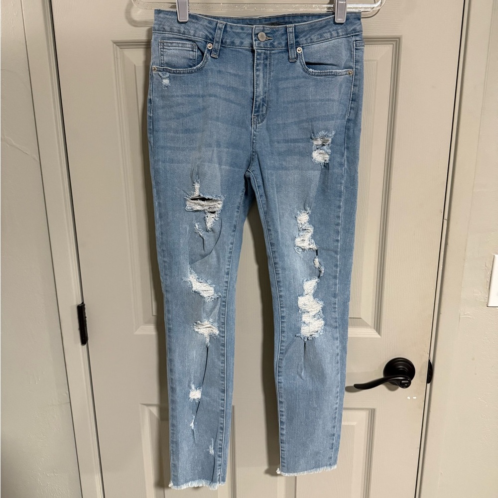JUST USA Women’s Distressed Ripped Skinny Jeans Size 10 Light Wash Denim